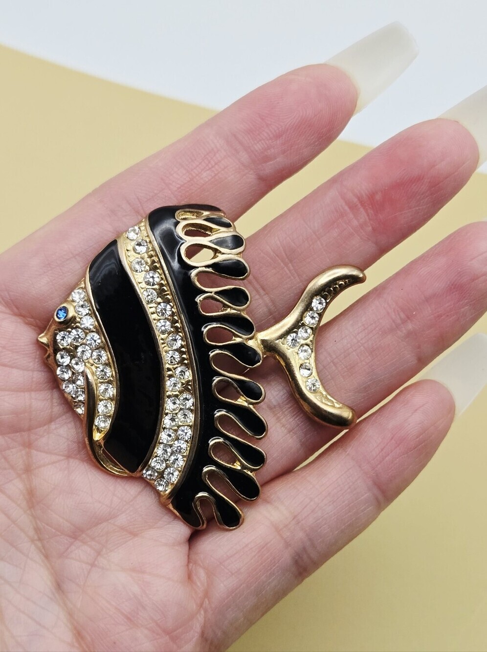 Vintage Gold Tone Black Enamel Angel Fish Brooch with Crystal Accents - Picture 4 of 16